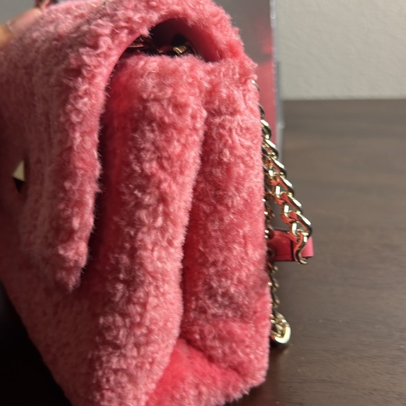 Kate Spade Natalia faux fur small flap crossbody bright blush EUC - Picture 10 of 13